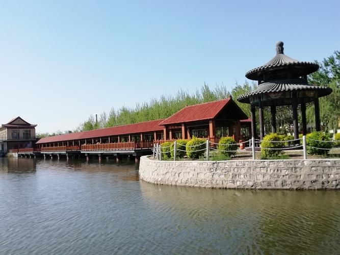 塘沽河滨公园